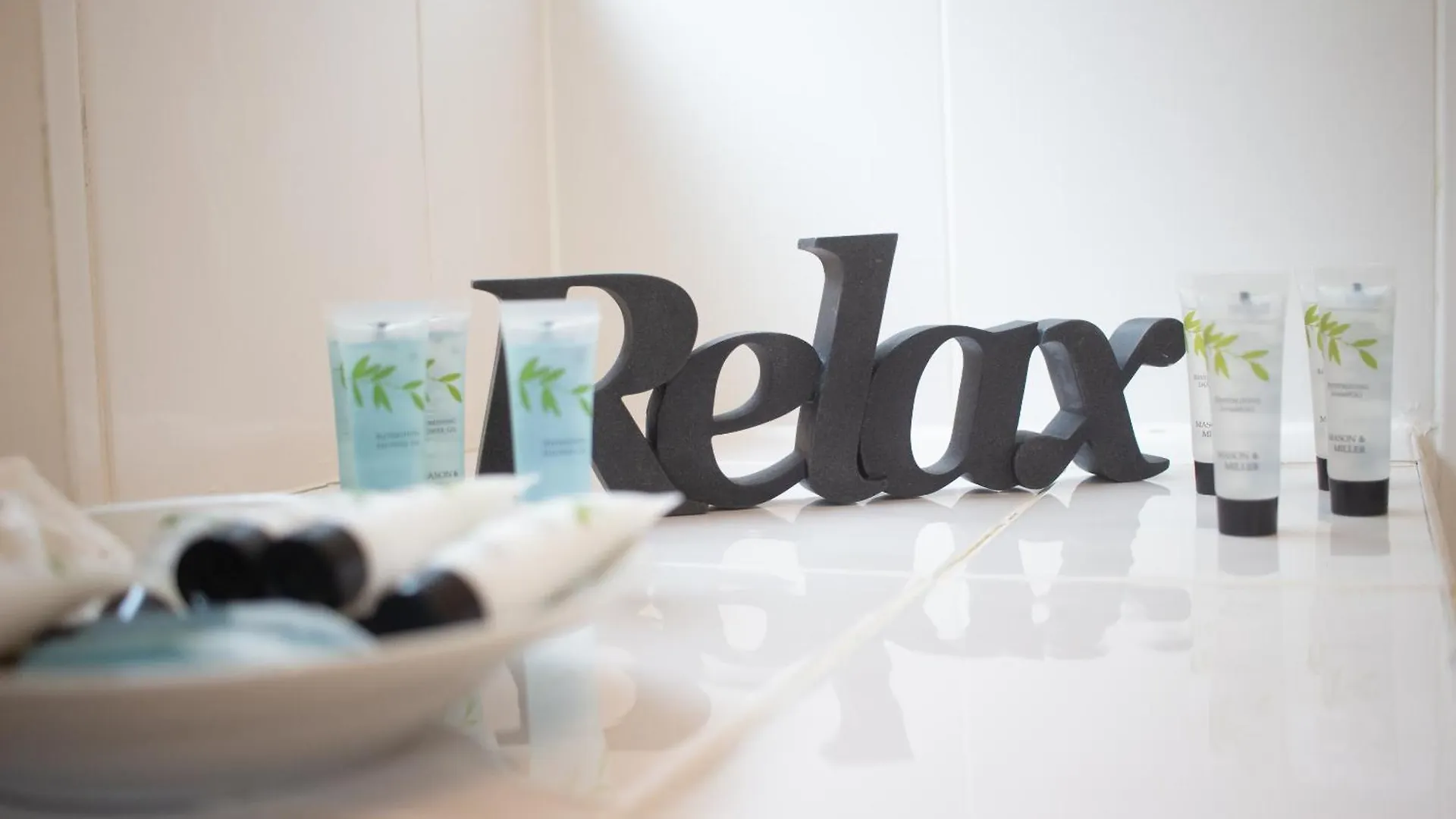 Raleigh Gf - Ground Floor 1 Bed Georgian Flat In The City Centre Free Parking And Wifi Exeter United Kingdom